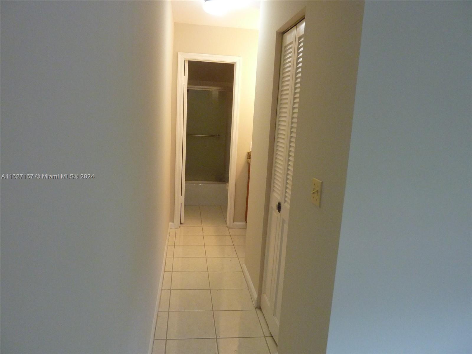 180 Cypress Club Dr 834 Property Photo 24