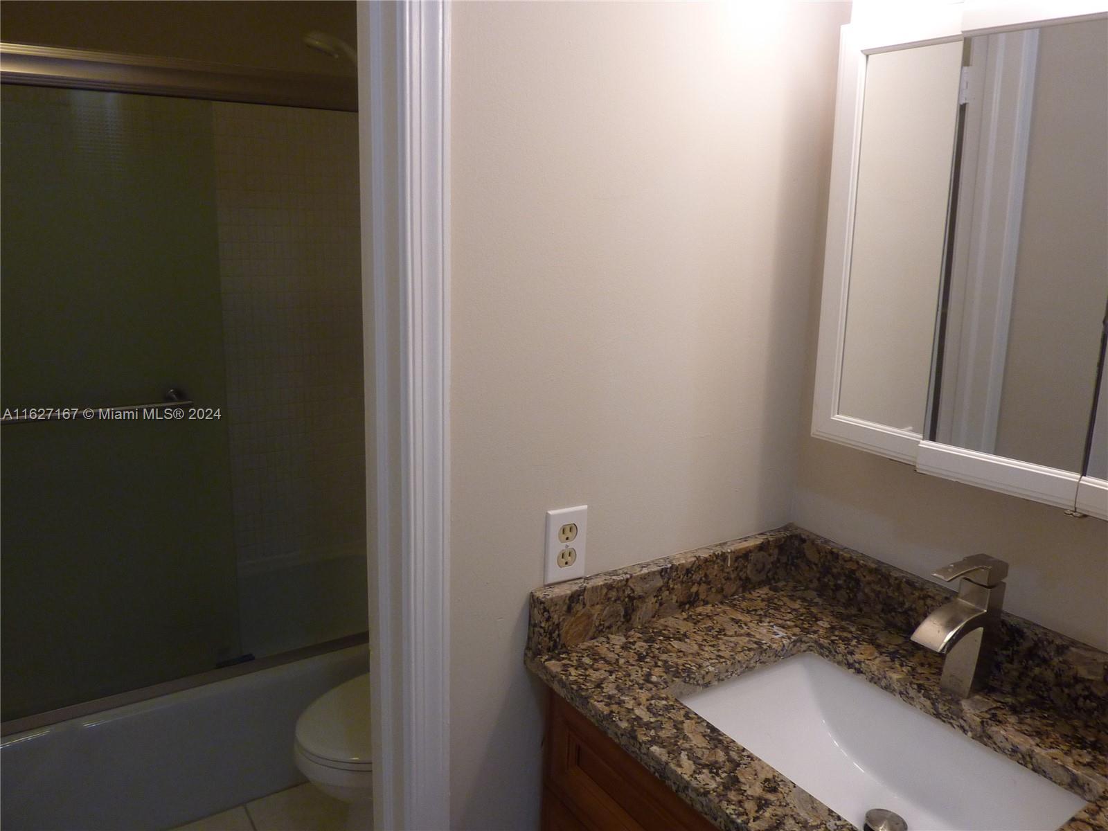 180 Cypress Club Dr 834 Property Photo 27