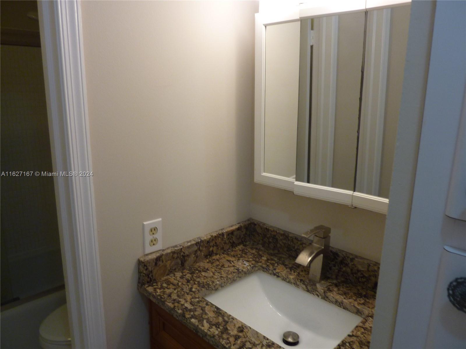 180 Cypress Club Dr 834 Property Photo 28