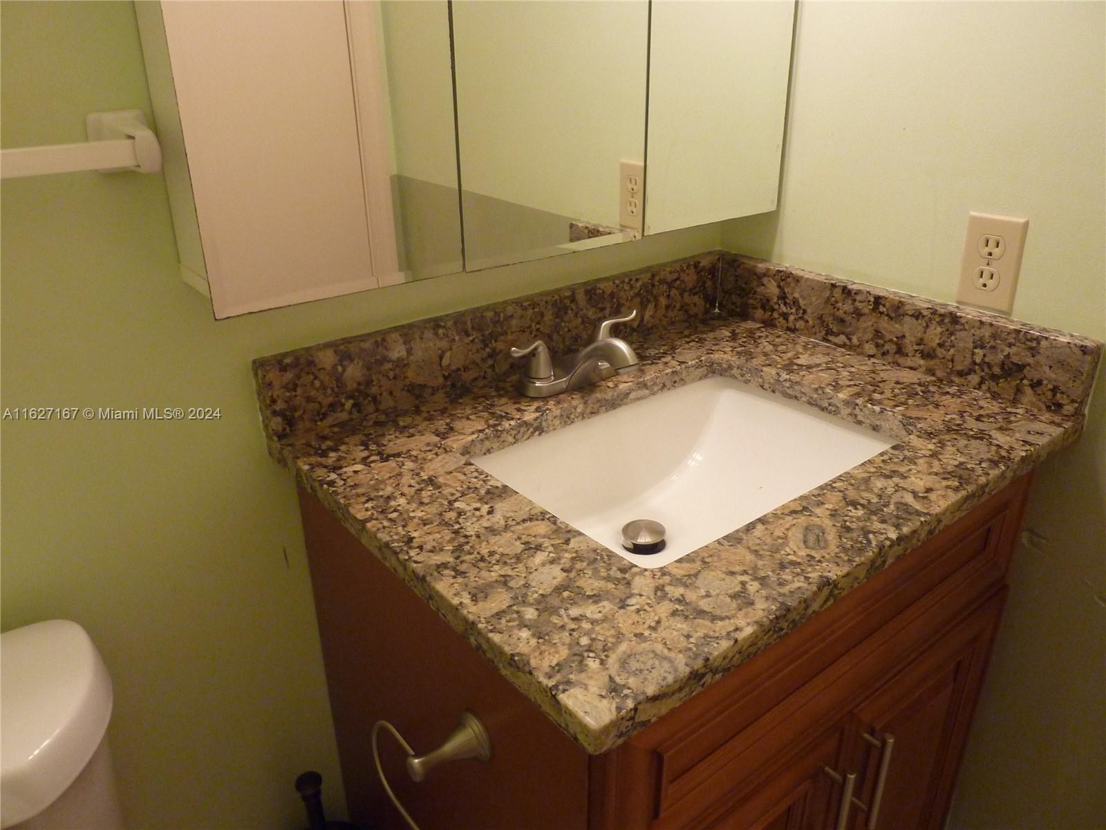 180 Cypress Club Dr 834 Property Photo 30