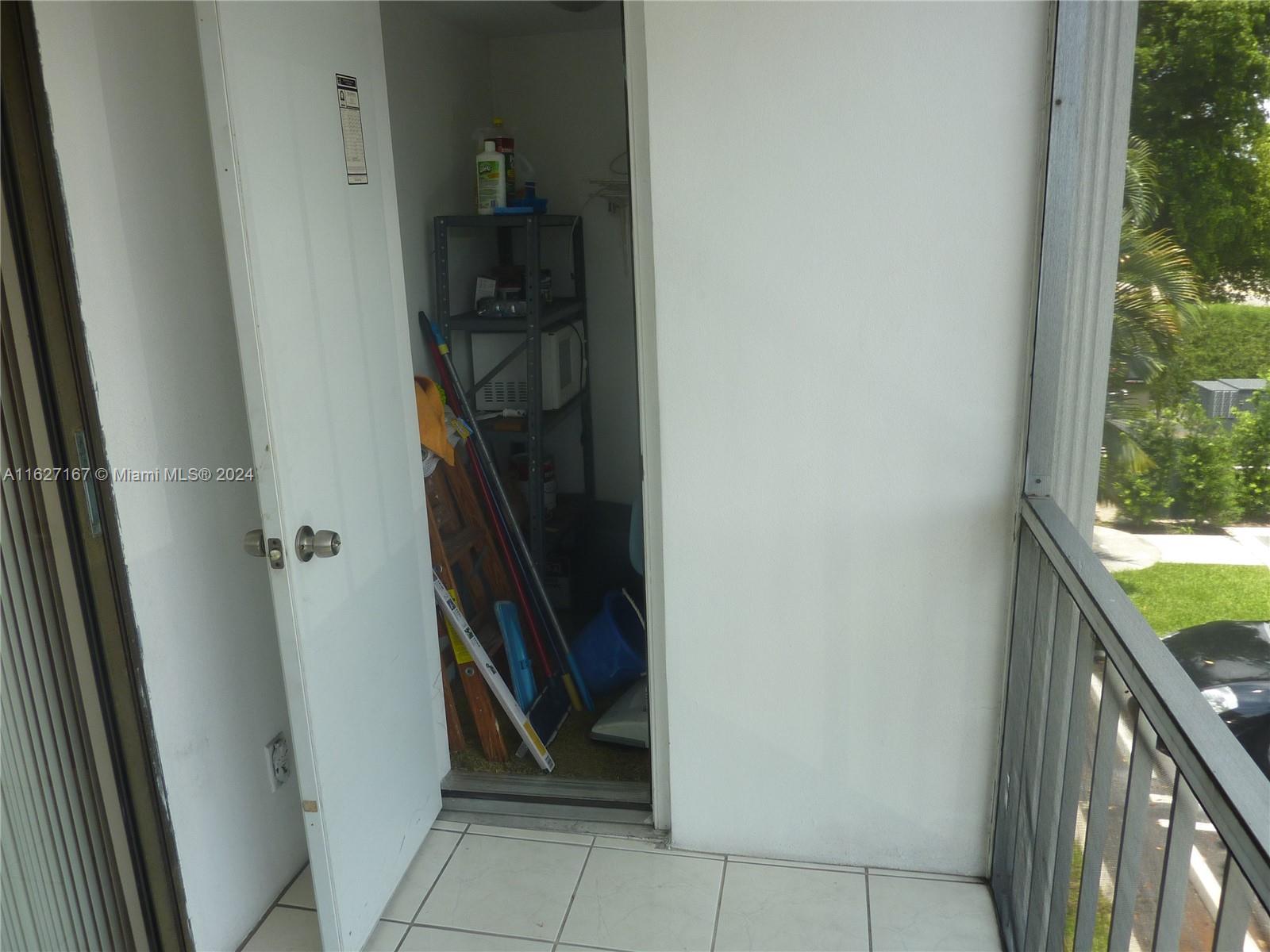 180 Cypress Club Dr 834 Property Photo 32