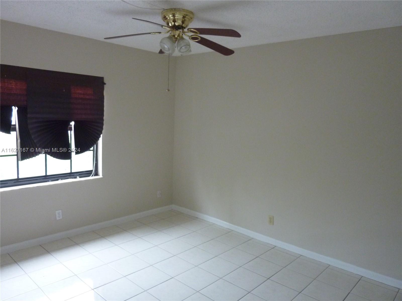 180 Cypress Club Dr 834 Property Photo 33
