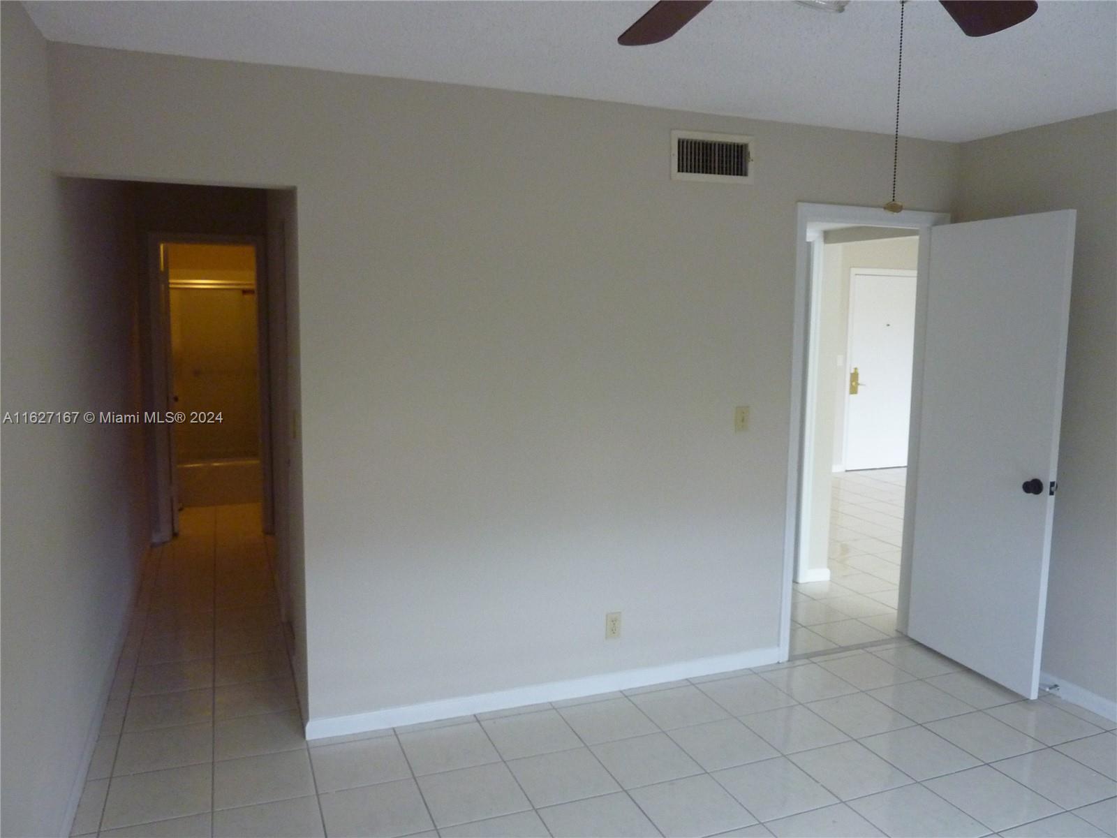 180 Cypress Club Dr 834 Property Photo 34