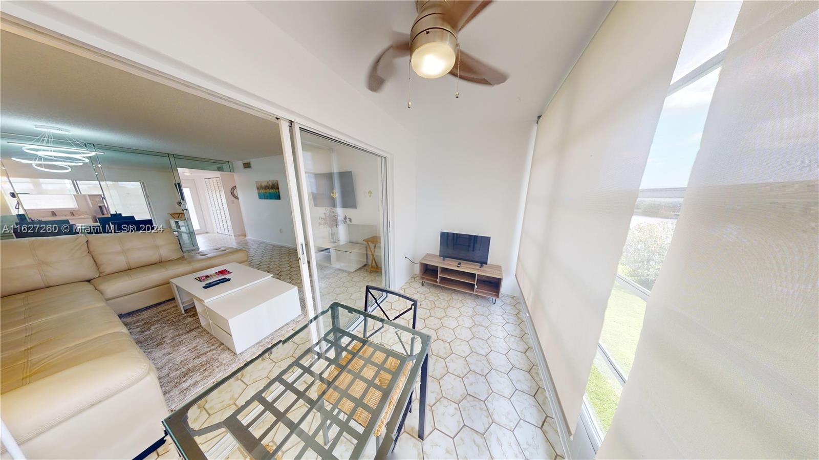 2741 N Pine Island Rd 305 Property Photo 14
