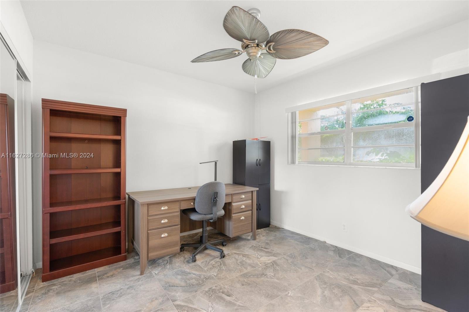 1045 Country Club Dr 107 Property Photo 15