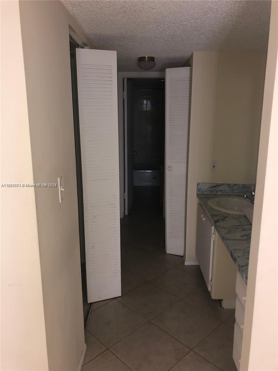 2017 Nw 46th Ave A404 Property Photo 10