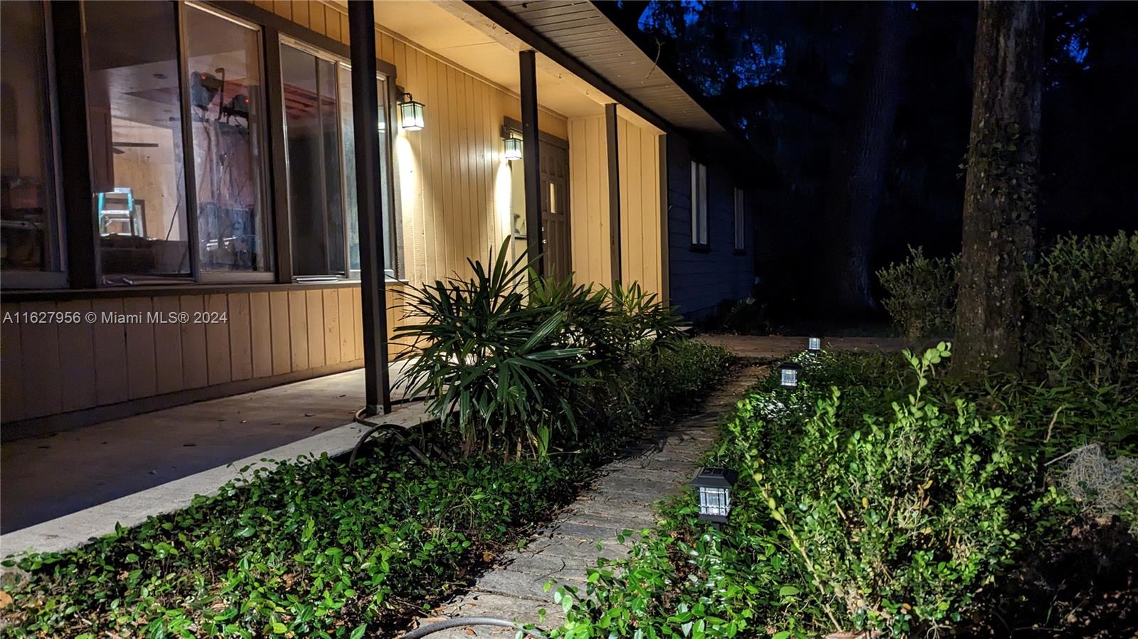 3729 Sw 15 Street Property Photo 10
