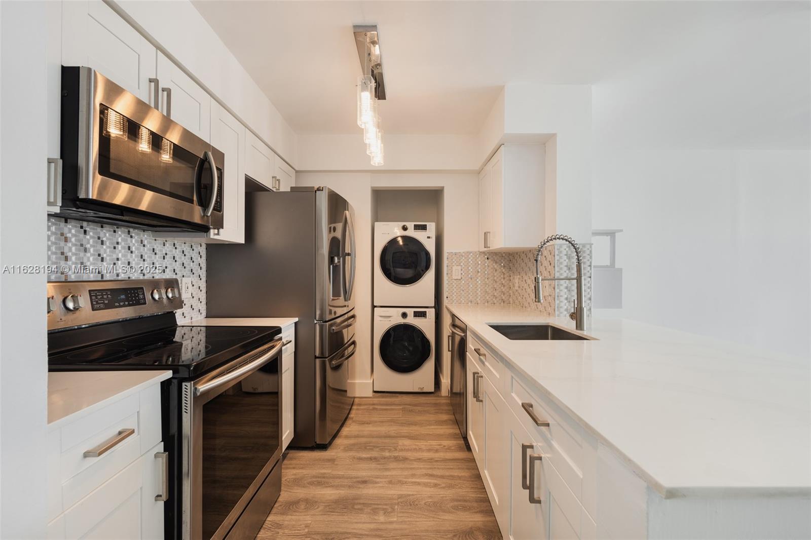 1155 Brickell Bay Dr 2907 Property Photo 2