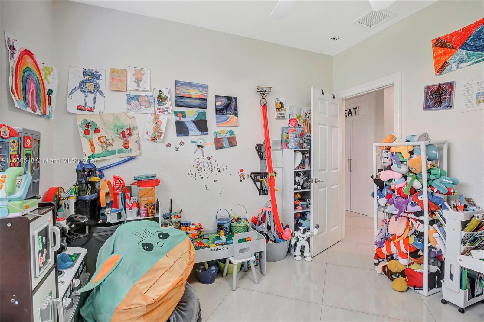 4703 Sw 176th Ter Property Photo 48