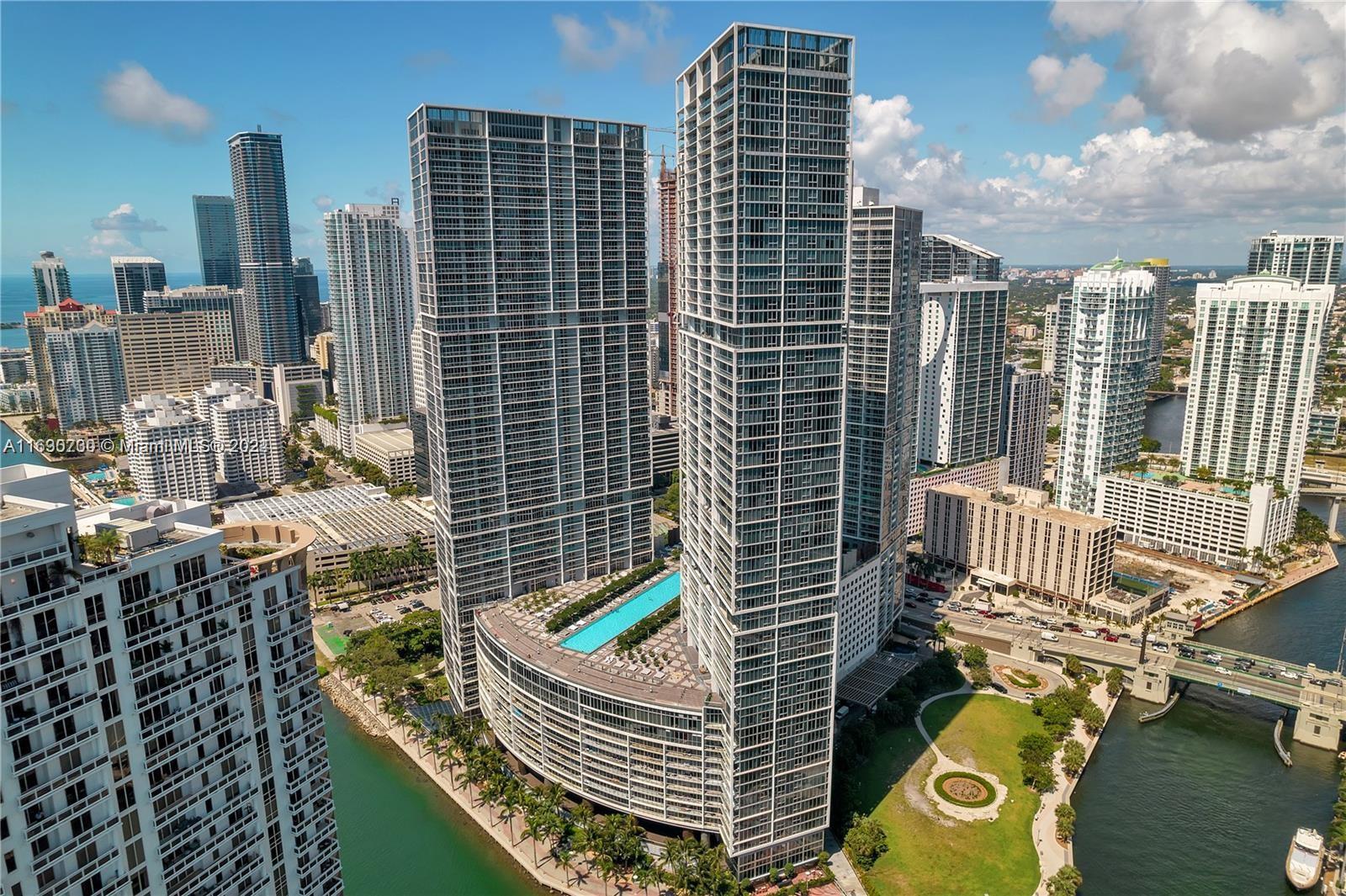 475 Brickell Ave 4211 Property Photo 1