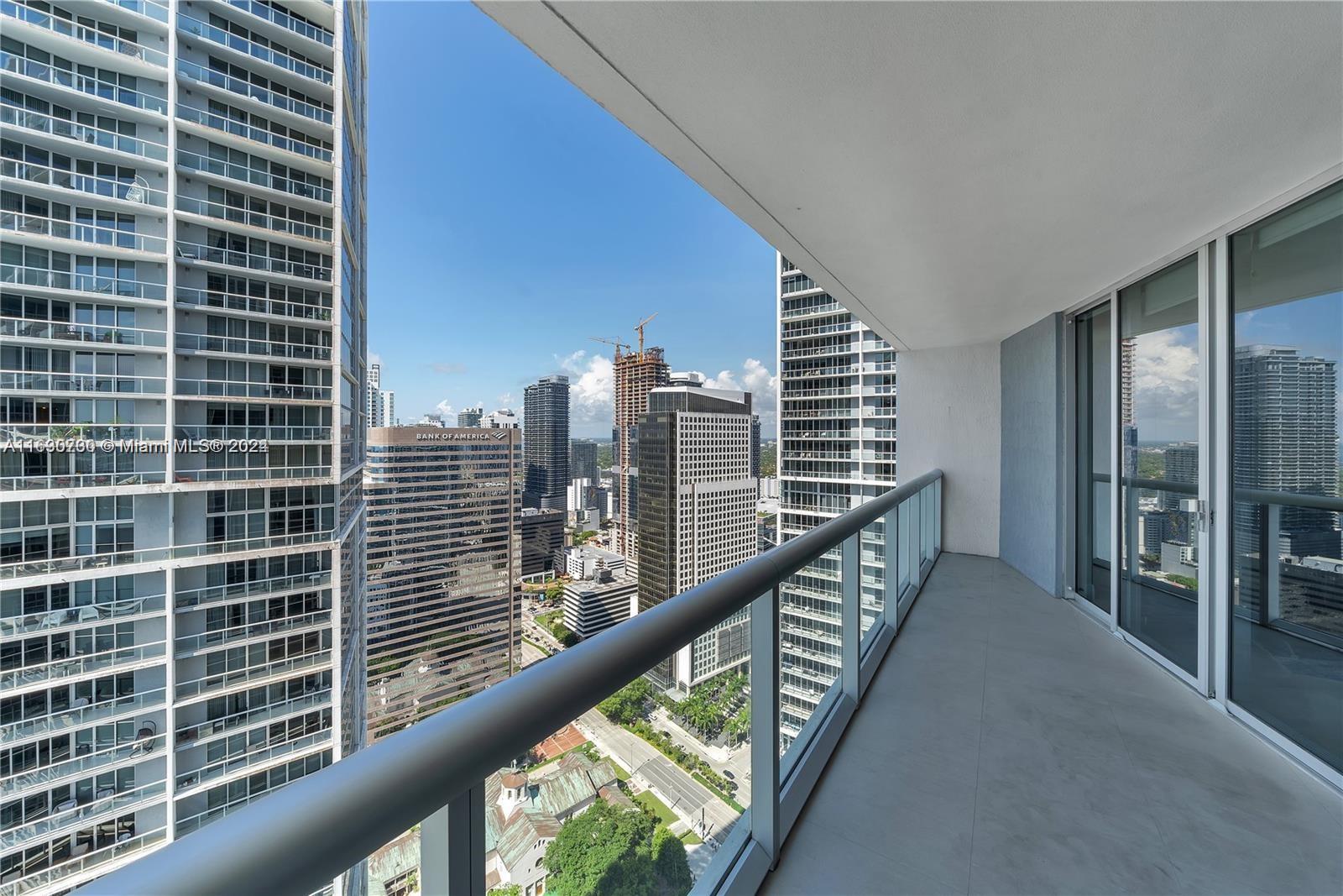475 Brickell Ave 4211 Property Photo 4