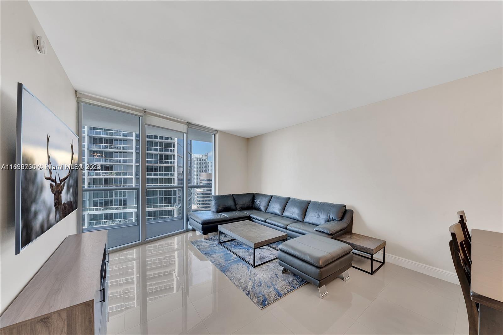 475 Brickell Ave 4211 Property Photo 5