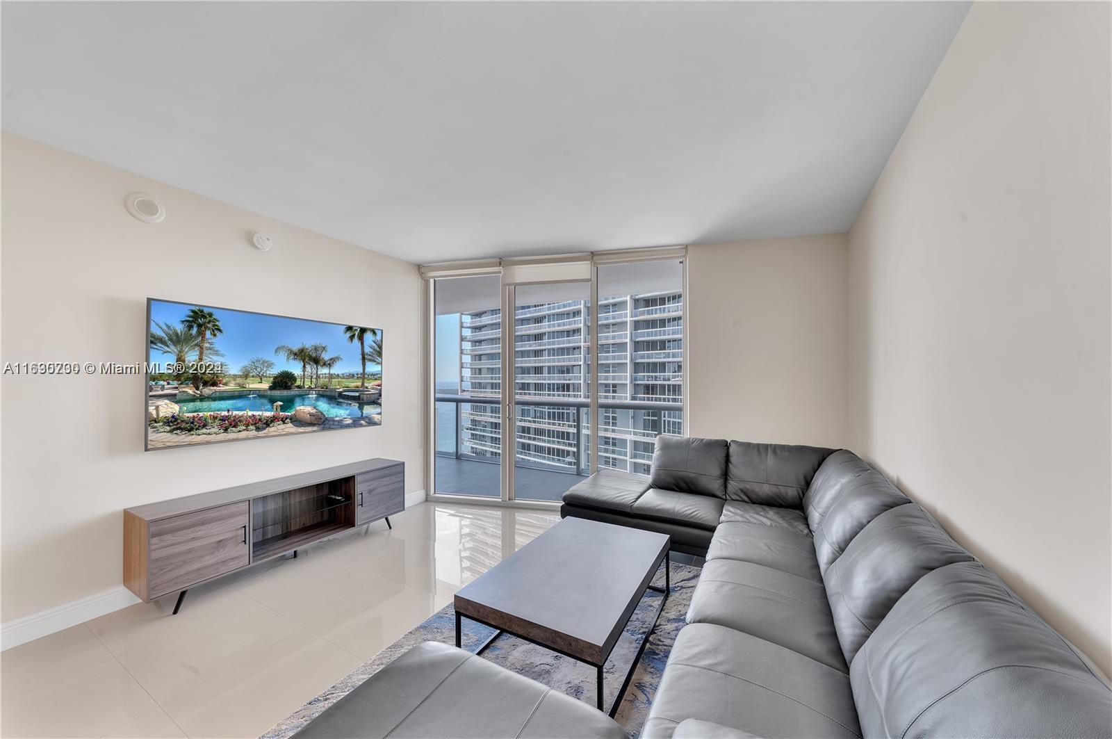 475 Brickell Ave 4211 Property Photo 7