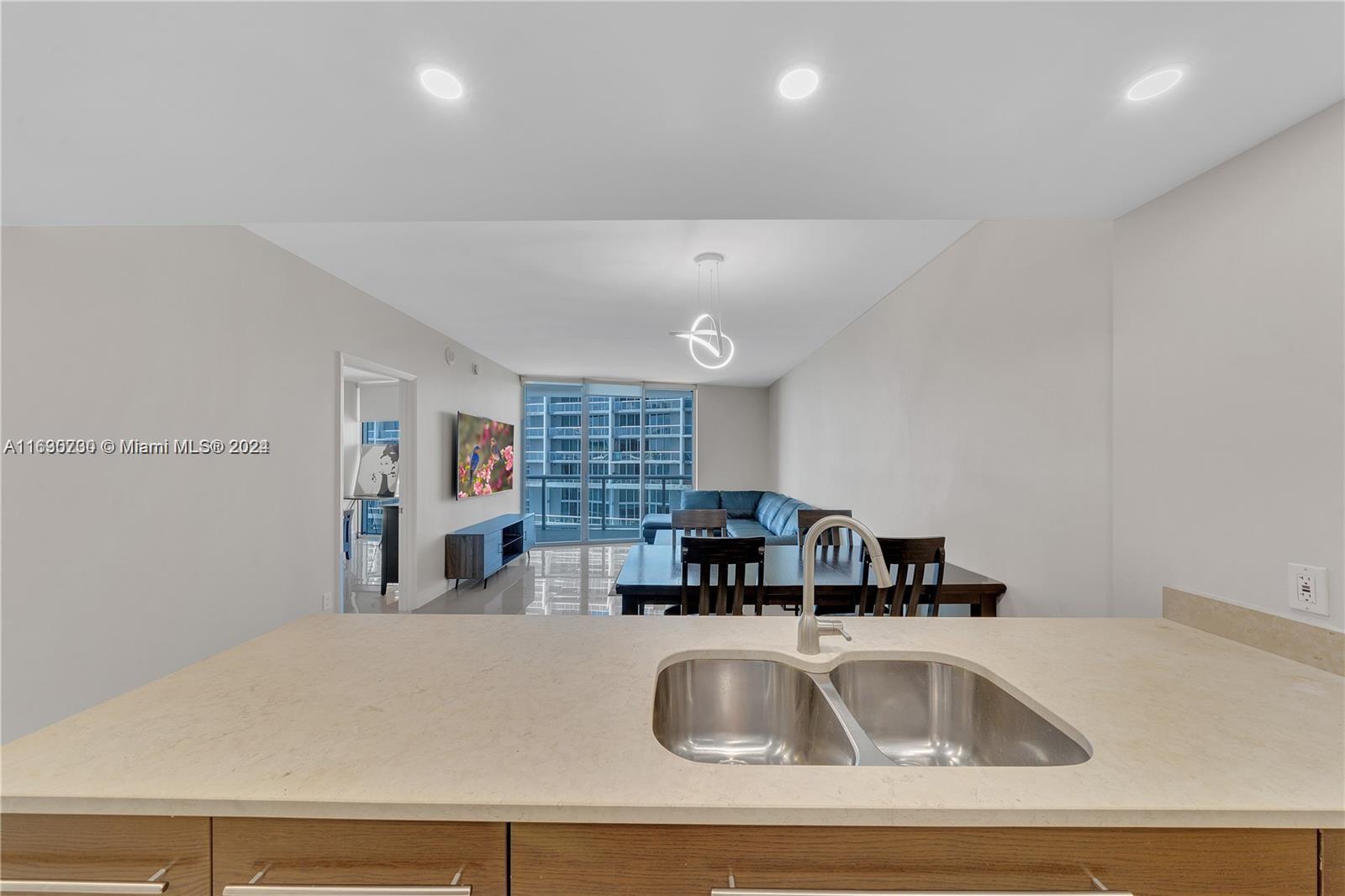 475 Brickell Ave 4211 Property Photo 9