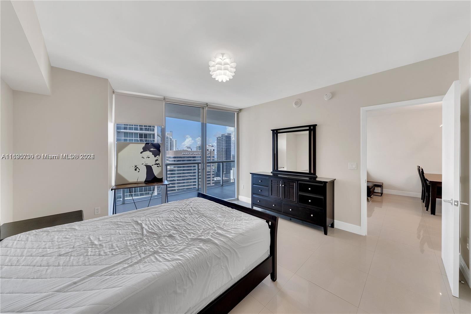 475 Brickell Ave 4211 Property Photo 15