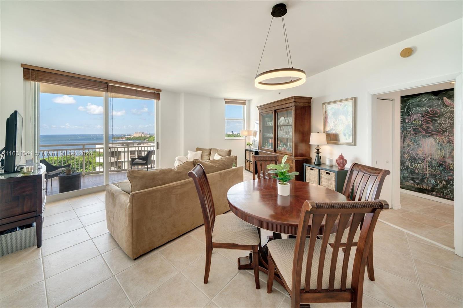 2475 Brickell Ave 1410 Property Photo 8