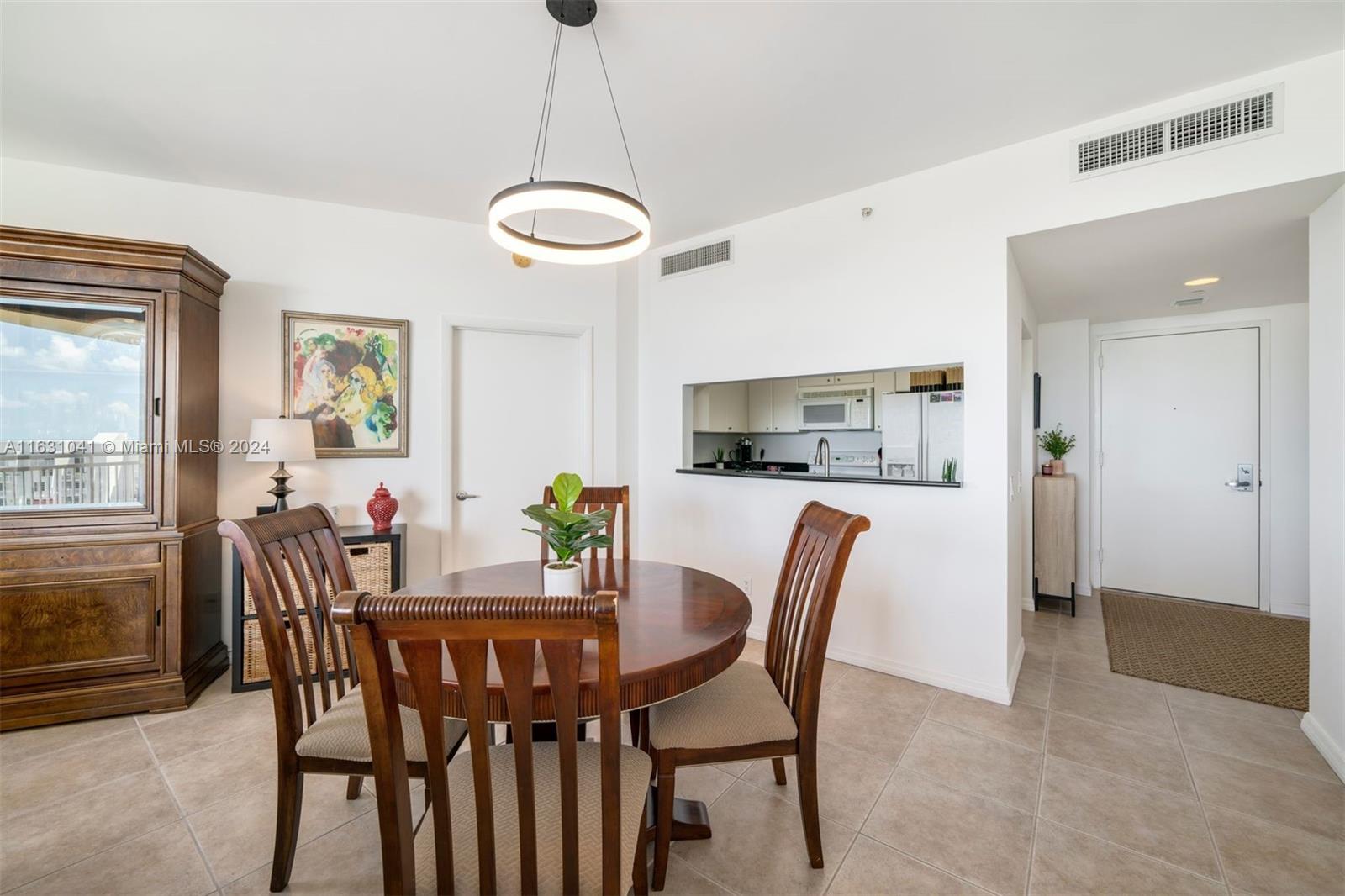 2475 Brickell Ave 1410 Property Photo 9