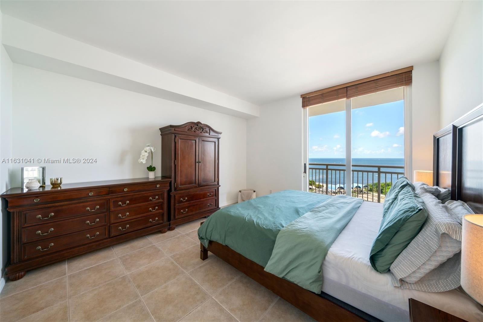 2475 Brickell Ave 1410 Property Photo 12