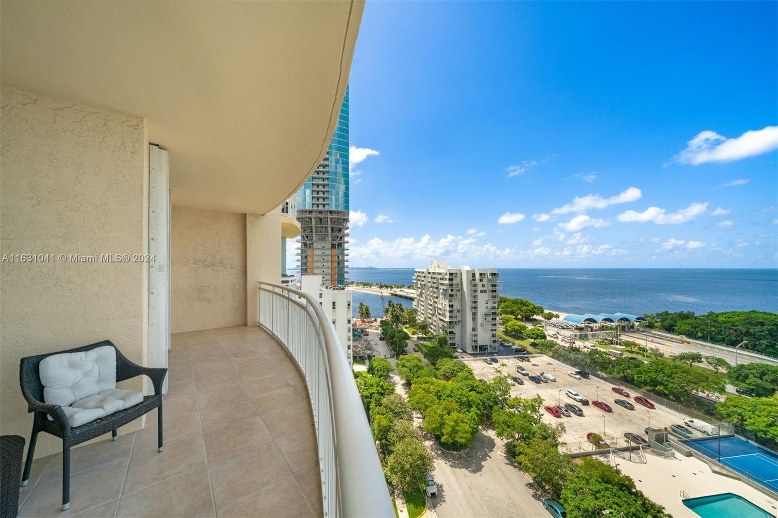 2475 Brickell Ave 1410 Property Photo 20