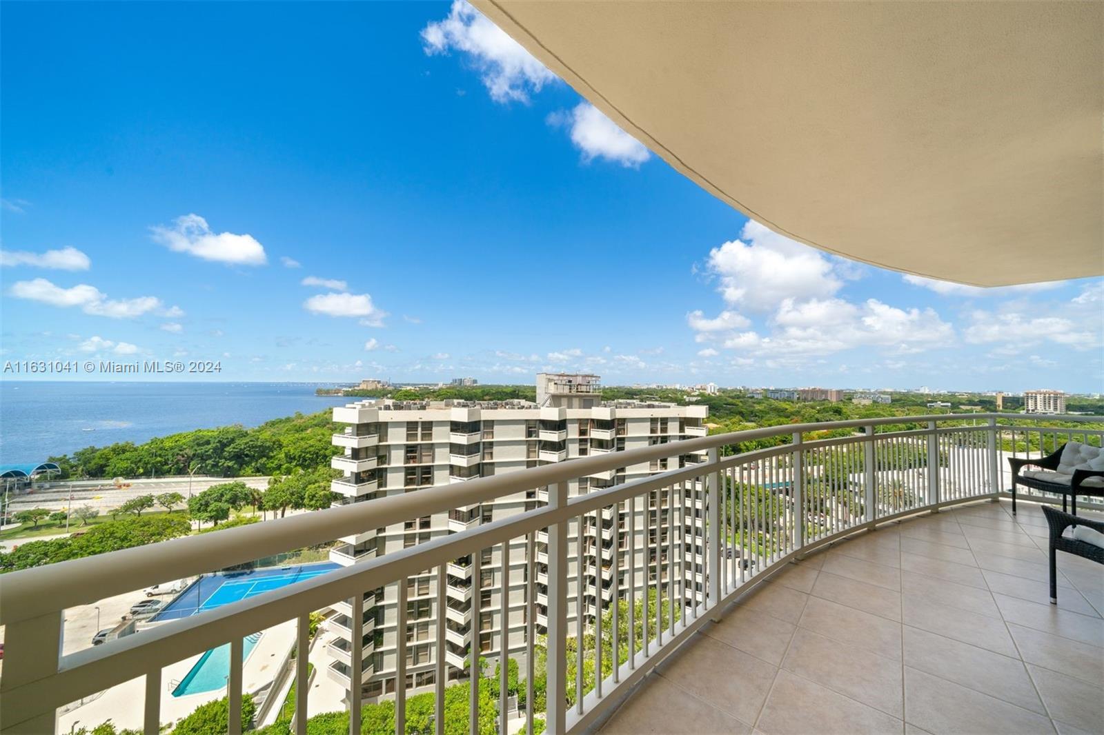 2475 Brickell Ave 1410 Property Photo 23