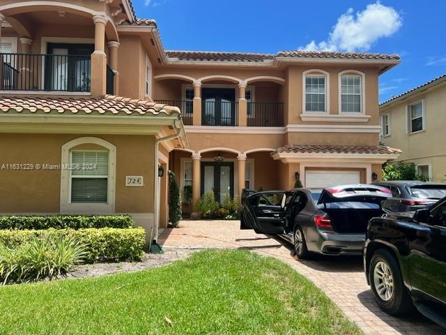 724 Cresta Cir Property Photo 4