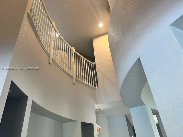 724 Cresta Cir Property Photo 36