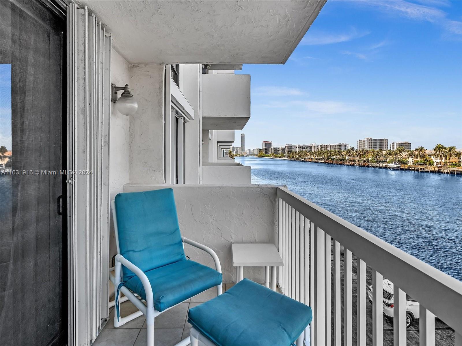 1500 S Ocean Dr 3e Property Photo 21