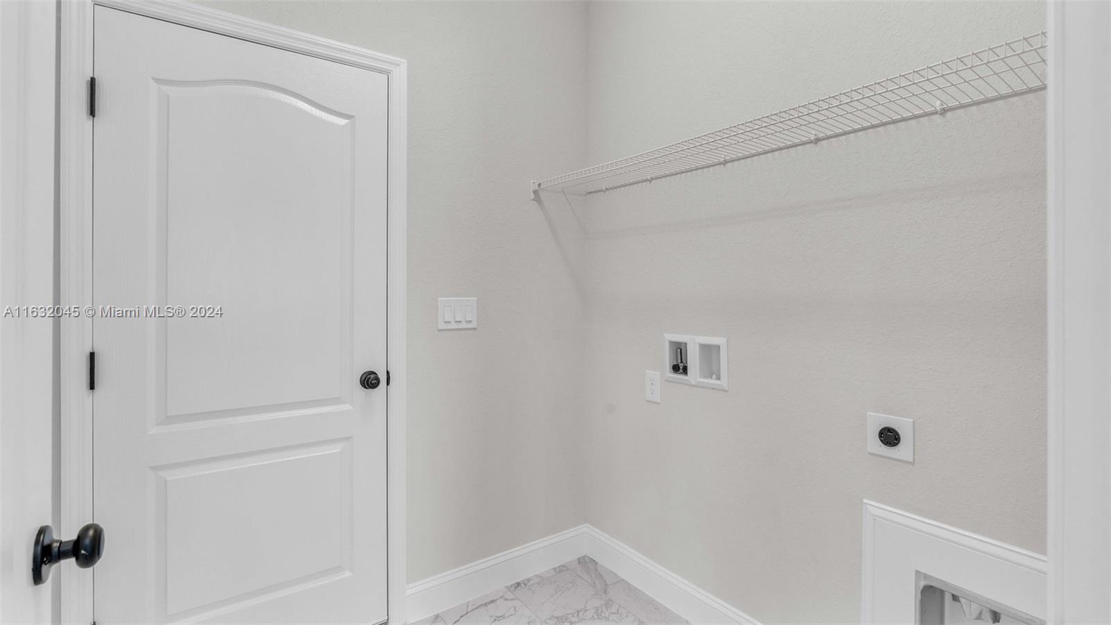 1033 Yates Dr Property Photo 13