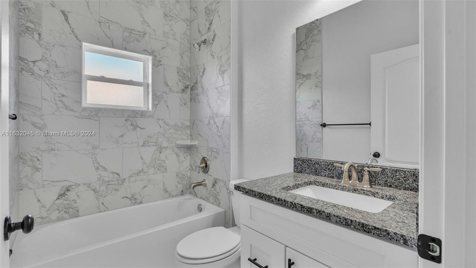 1033 Yates Dr Property Photo 25