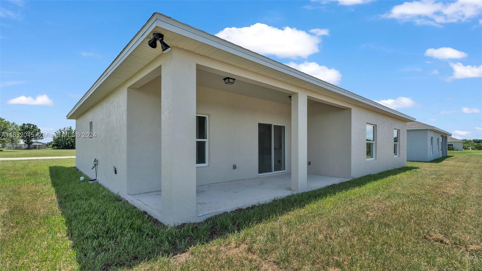 1033 Yates Dr Property Photo 27