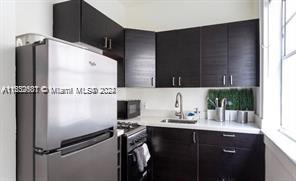 1611 Michigan Ave 5 Property Photo 7