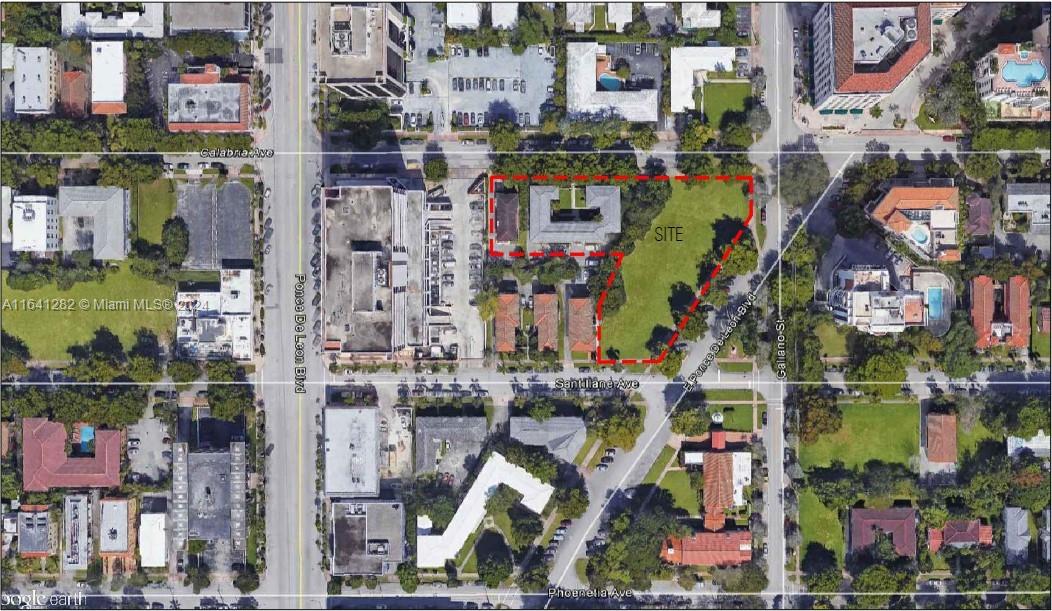 912 E Ponce Property Photo 4