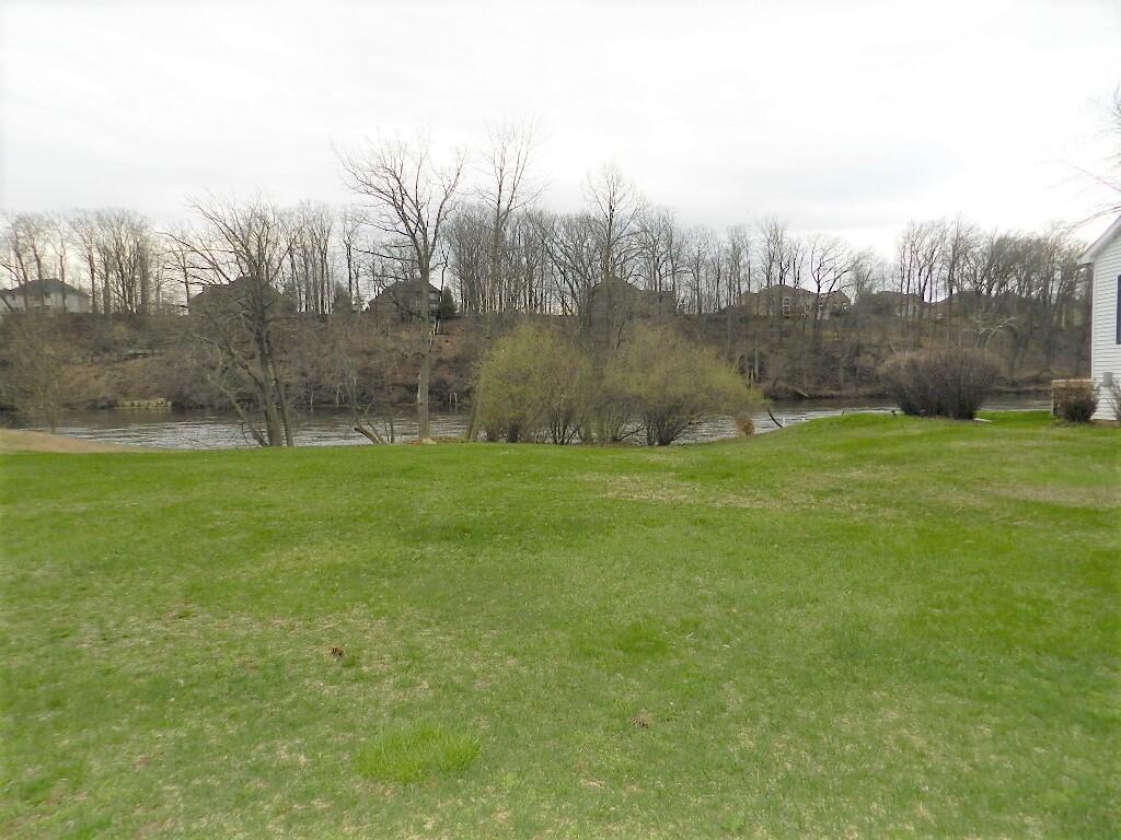 574 Swan River Drive Property Photo 1