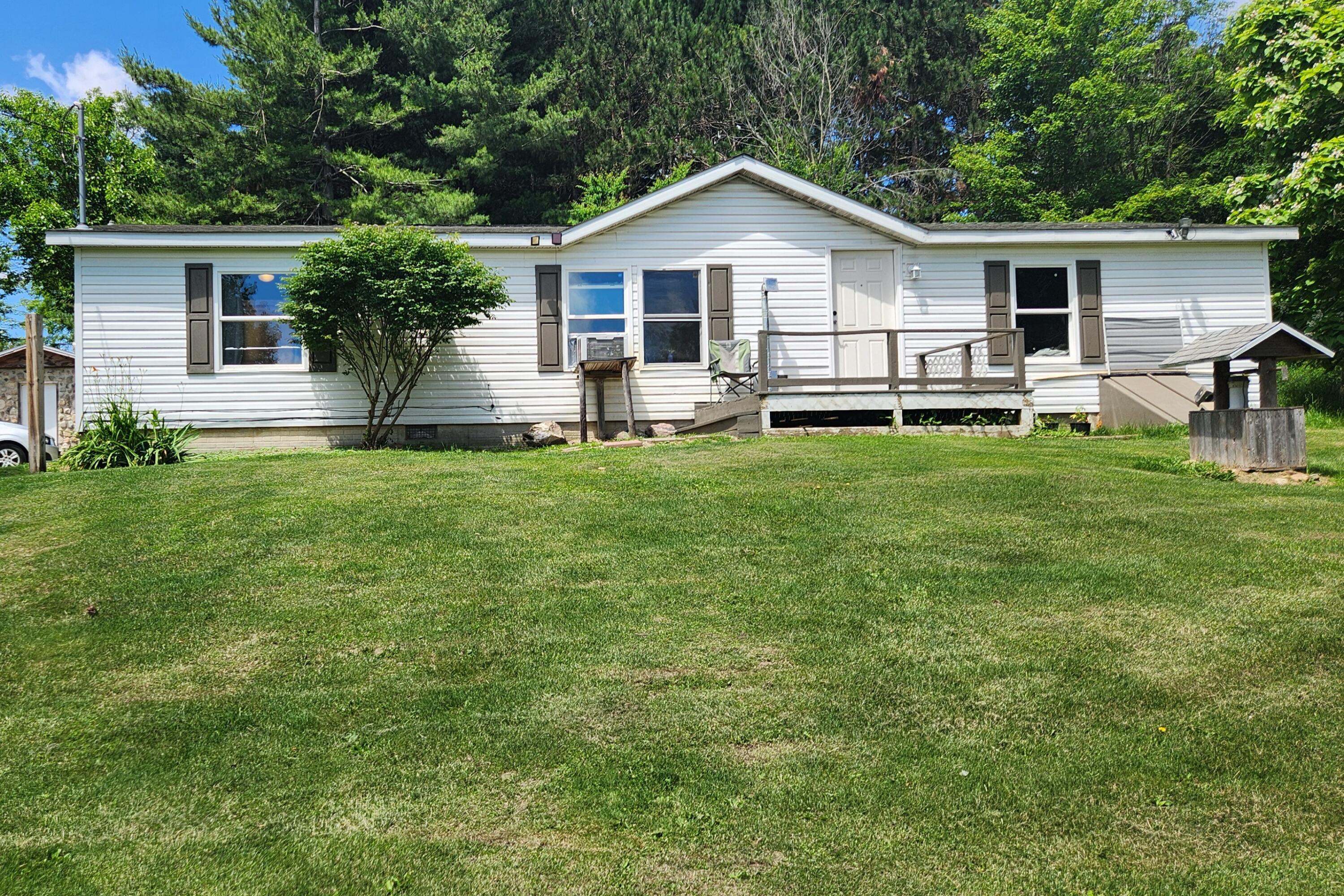 8159 Kelley Road Property Photo 1