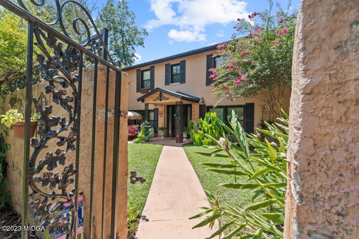 3764 Ridge Avenue Property Photo 1