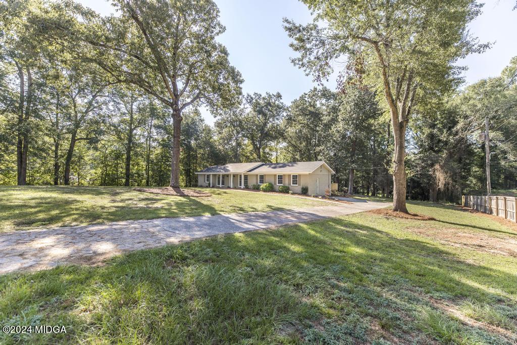 5548 Judy Drive Property Photo 1