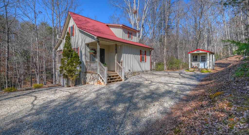 77 Sara Lane Property Photo 1