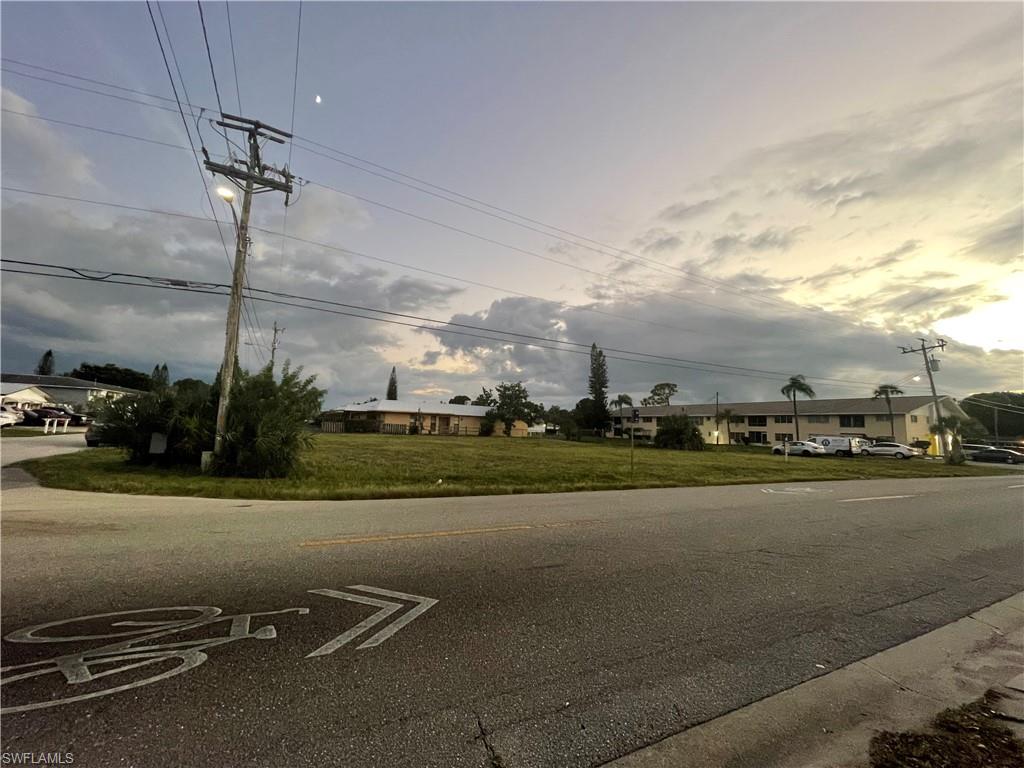 4902 Viceroy St Property Photo 3