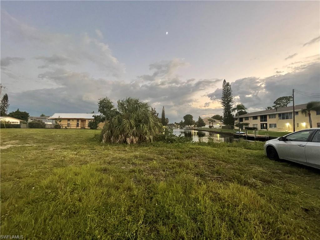 4902 Viceroy St Property Photo 4