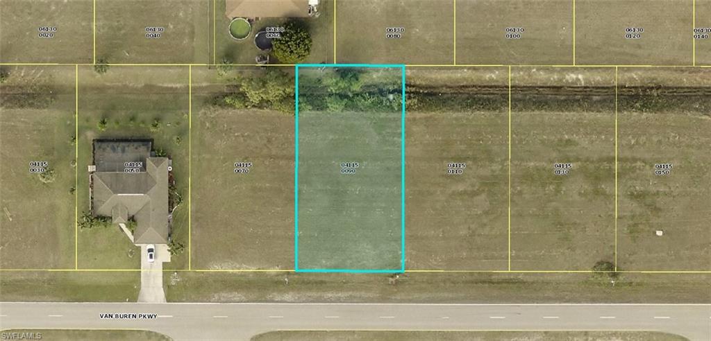 2715 Van Buren PKY Property Photo 1