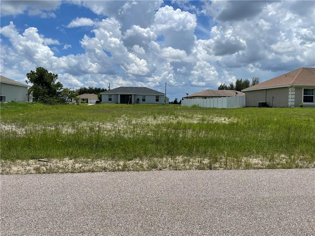 1040 Ne 44th St Property Photo 1