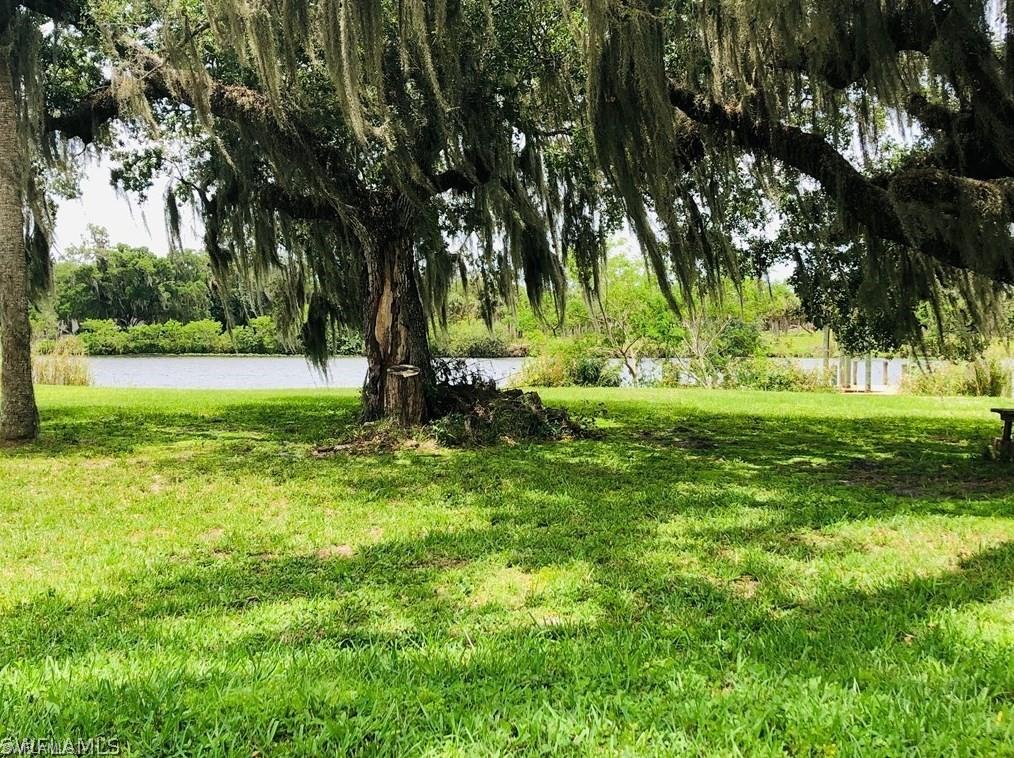 21070 Captain Nelson Ct Property Photo 3