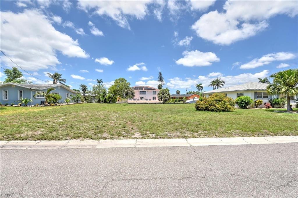 4425 N Gulf Cir Property Photo 4