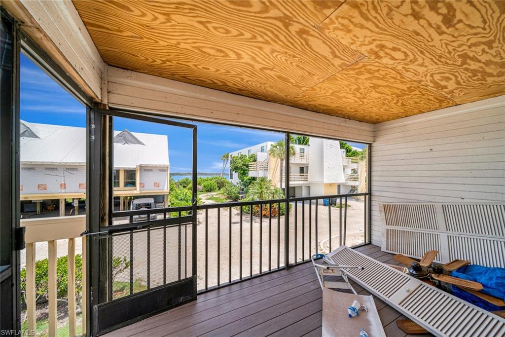 15411 Captiva Dr # 3b Property Photo 17