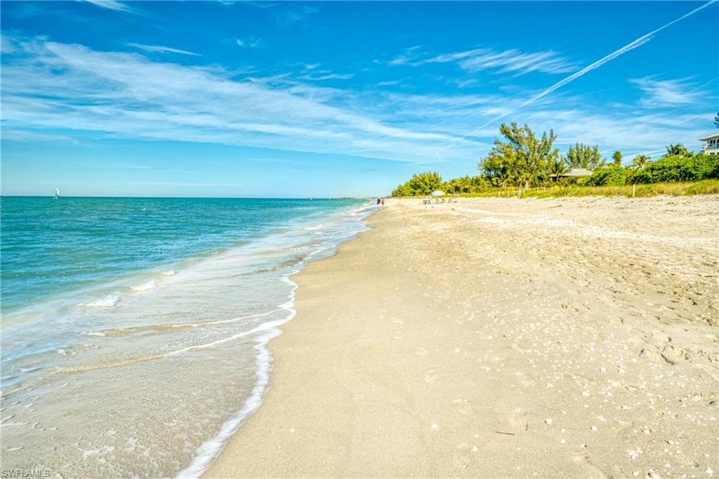 15411 Captiva Dr # 3b Property Photo 23