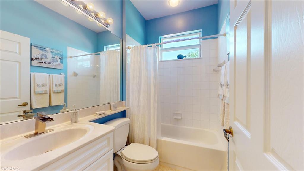 25057 Peacock Ln # 202 Property Photo 16