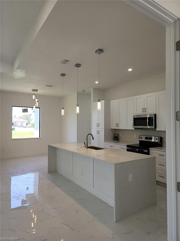 316 Jacaranda Pkwy E Property Photo 3
