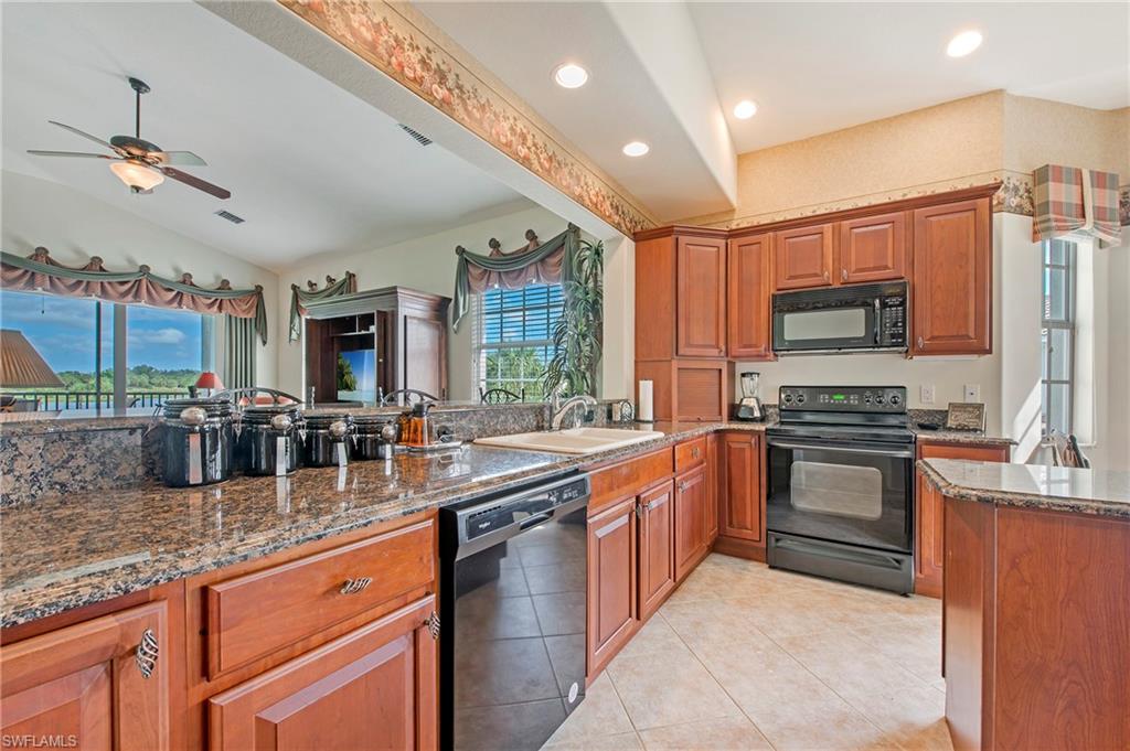 10141 Bellavista Cir # 604 Property Photo 8