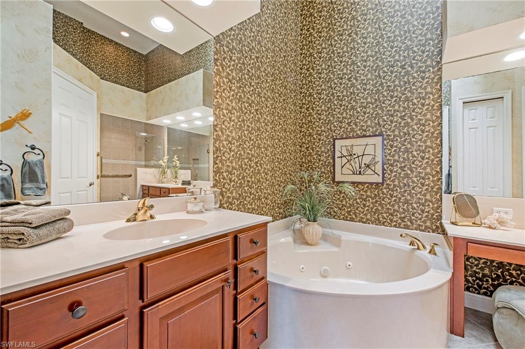 10141 Bellavista Cir # 604 Property Photo 16