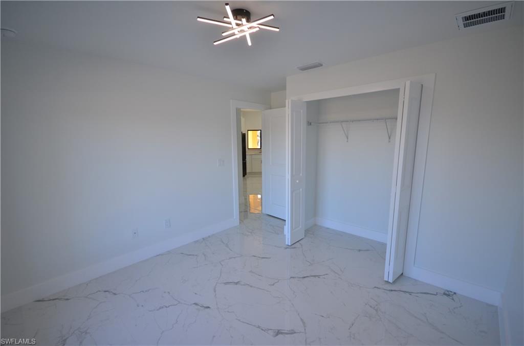 1242 Hathor St E Property Photo 24